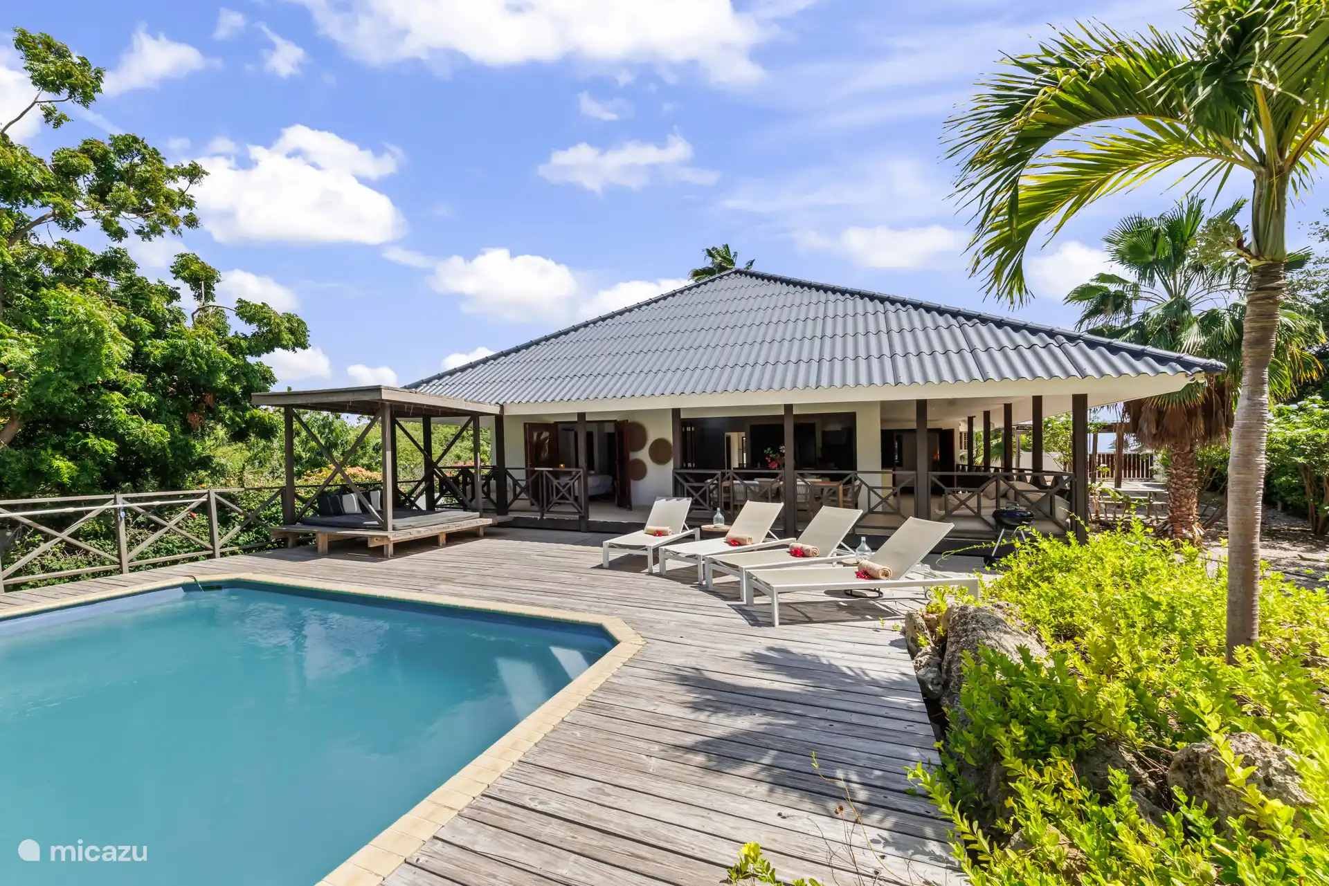 Blue Parrot Curacao vakantiehuis