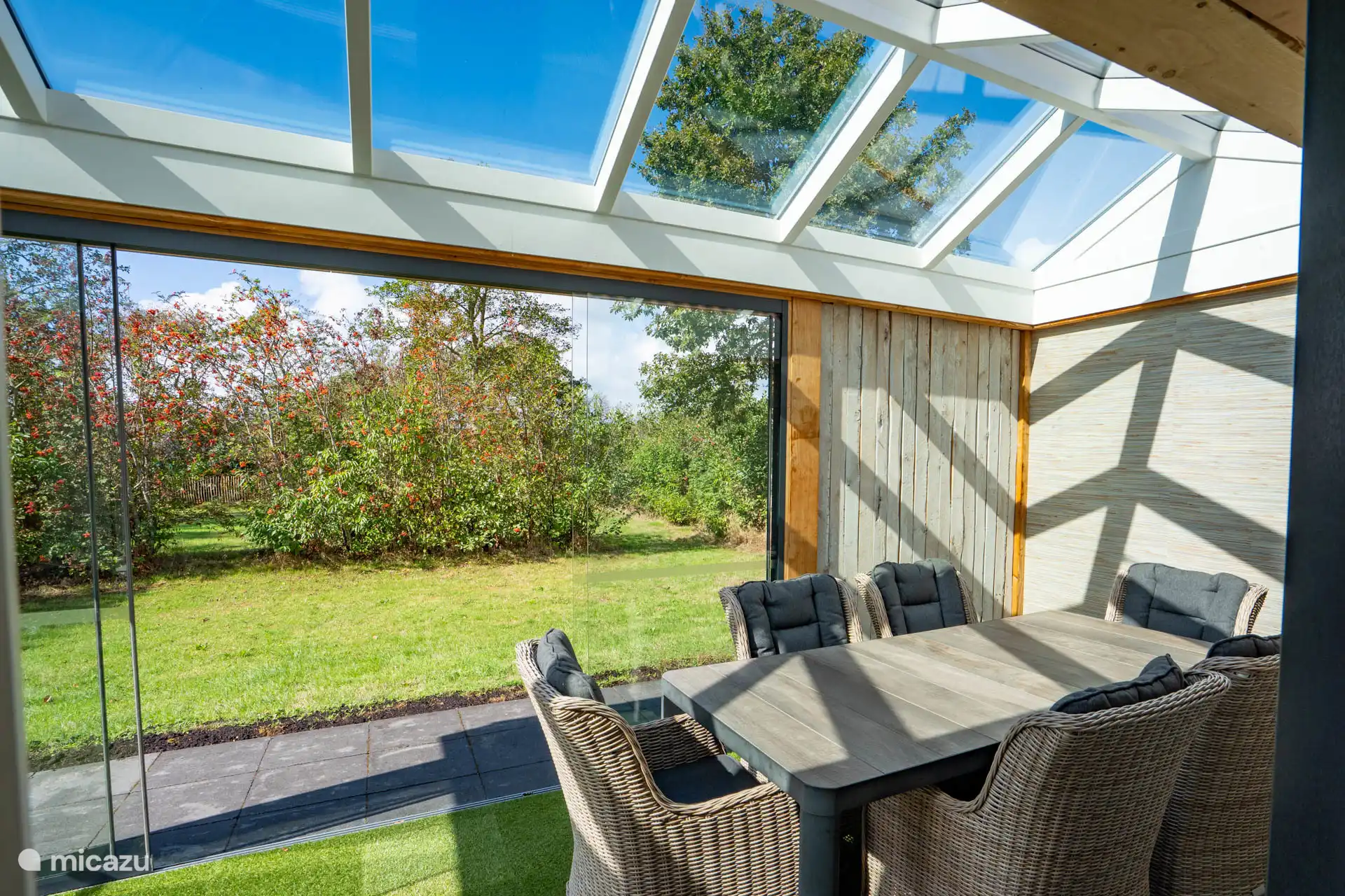 Gartenzimmer mit wunderschöner Aussicht