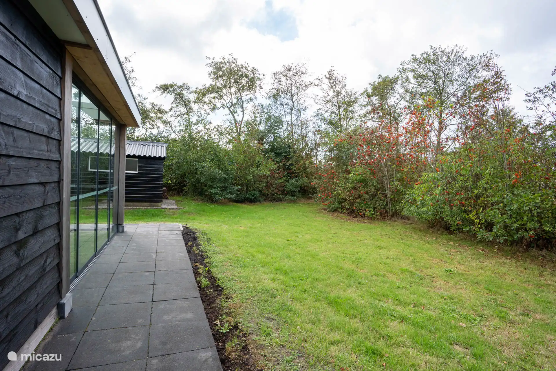 Geräumiger nach Süden ausgerichteter Garten