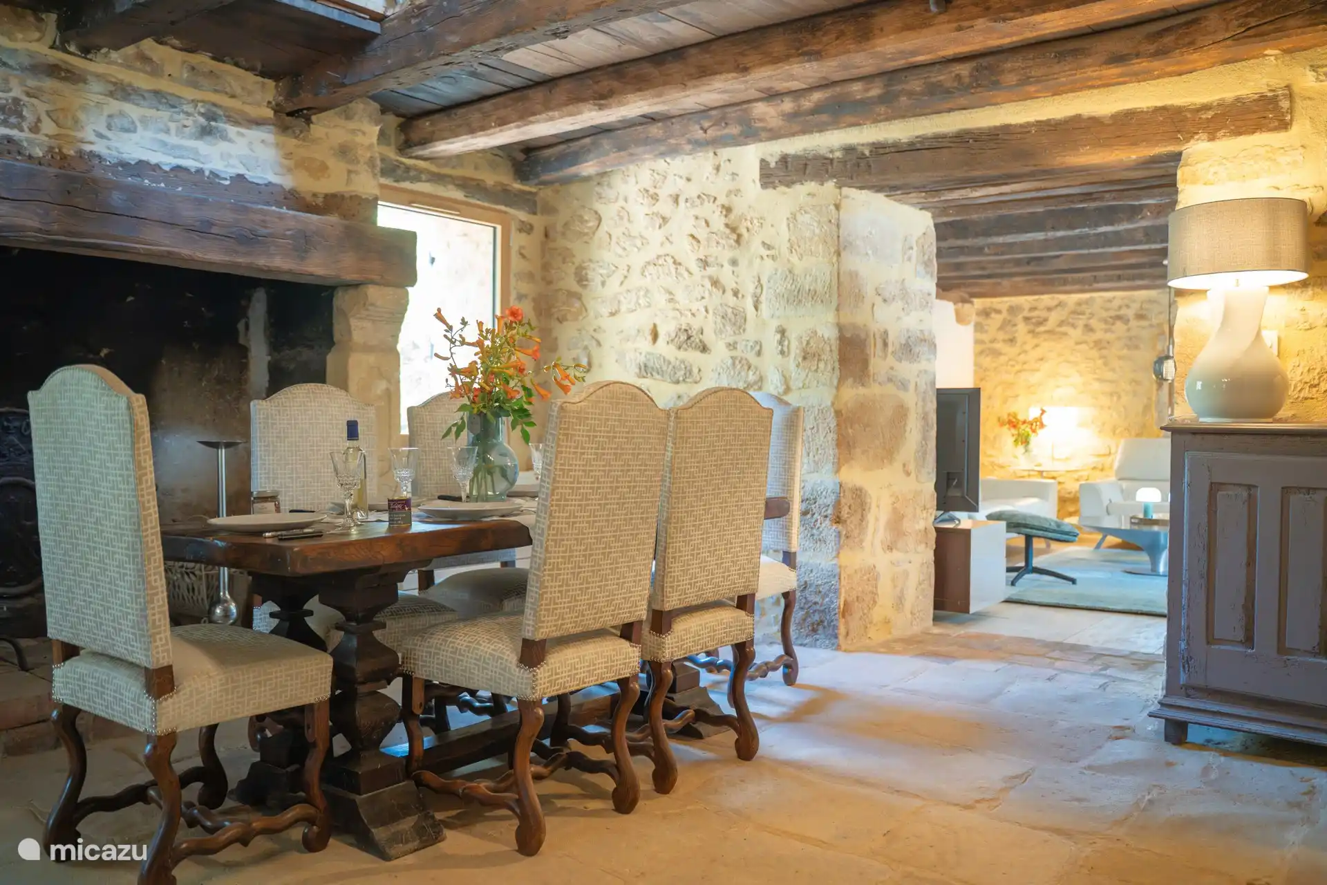 De eetkamer