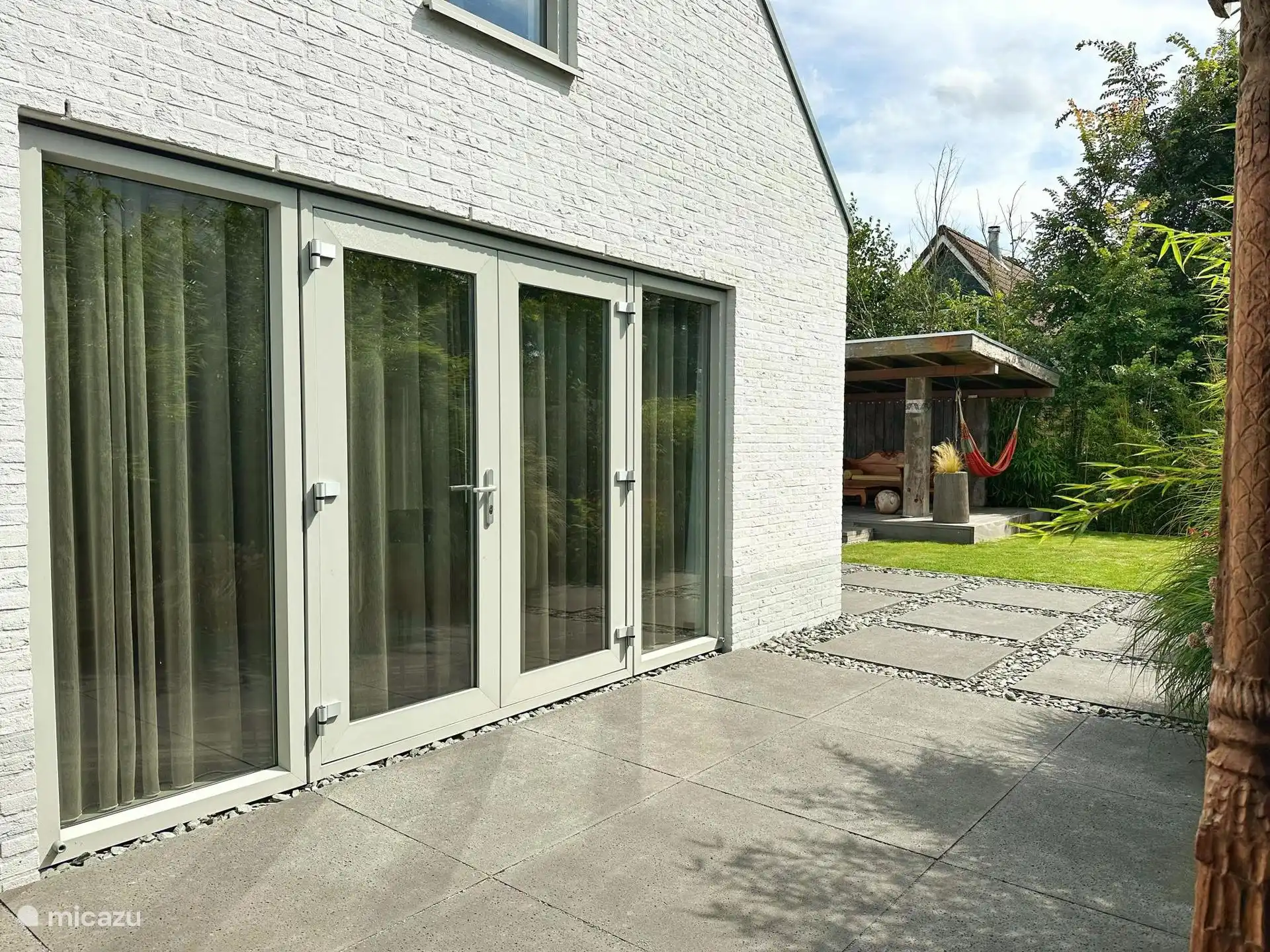 Terras bij de woonkamer
