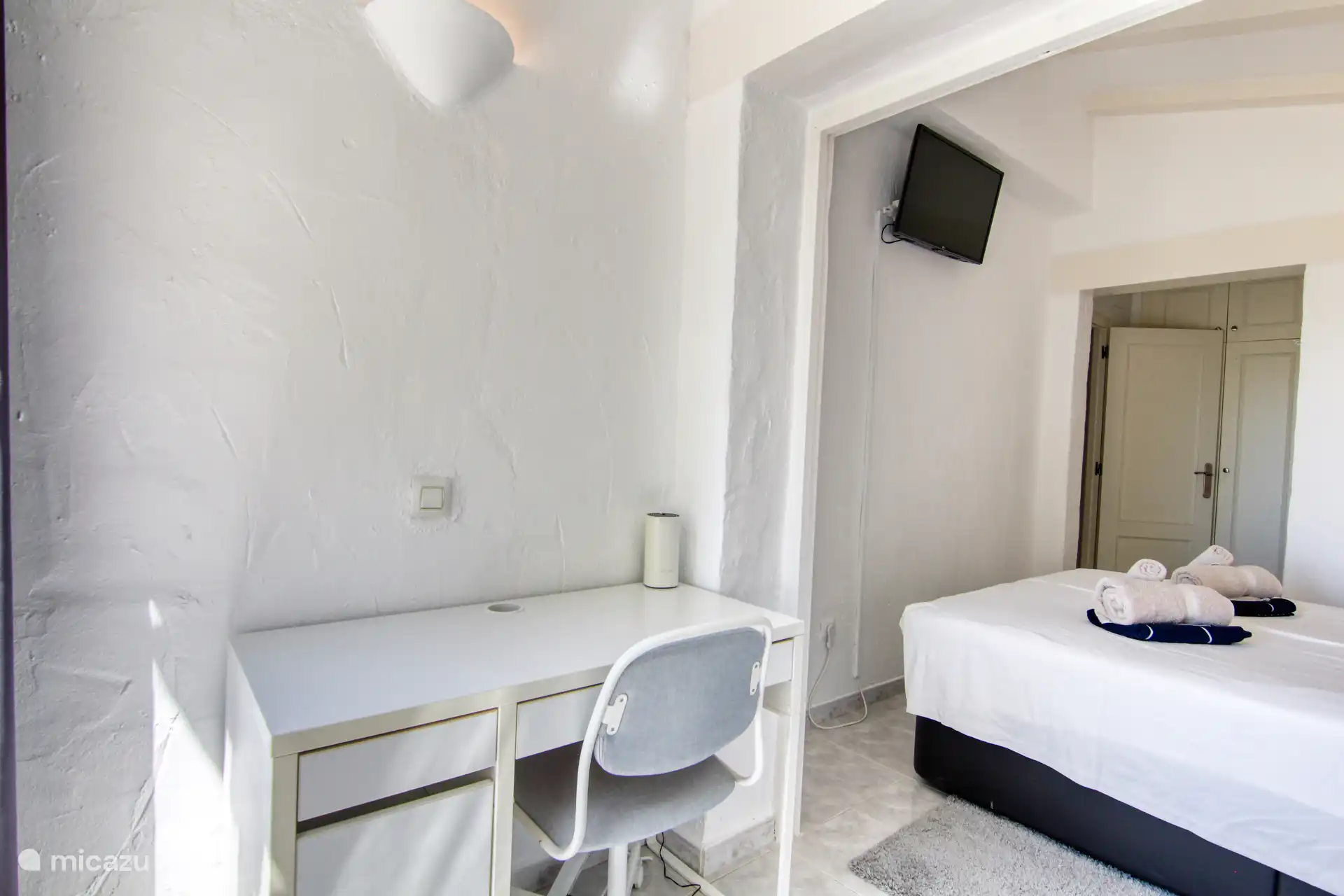 Schlafzimmer 2