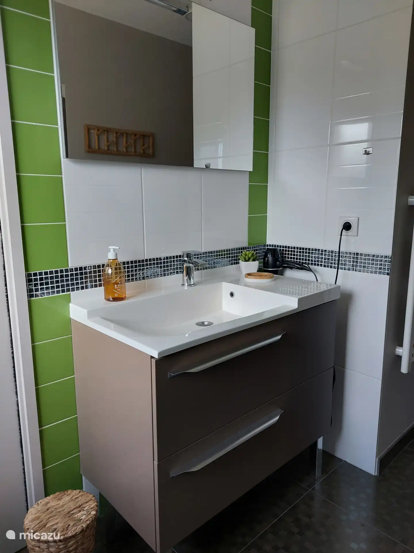 Salle de bain chambre 2
