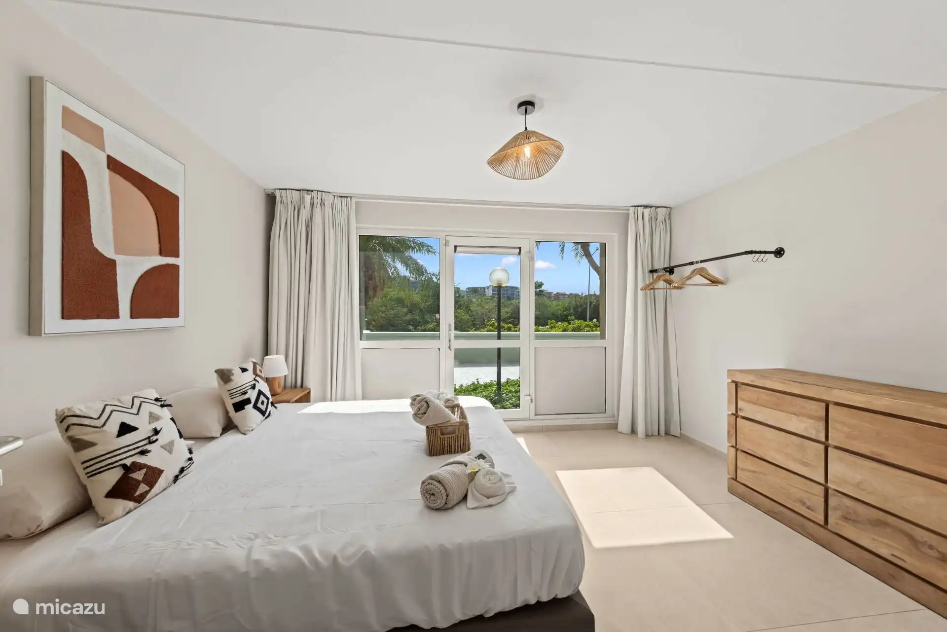 De master bedroom