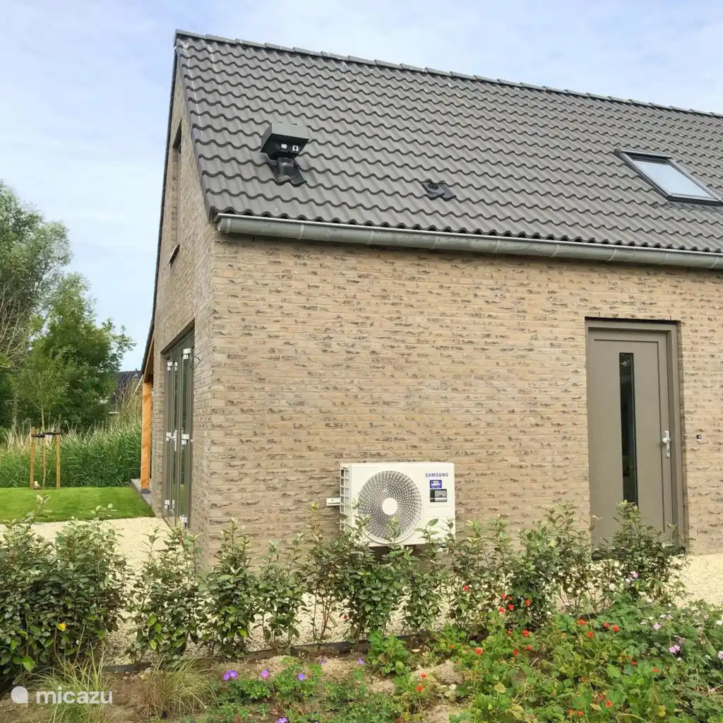 Vakantiehuis De Wielen 82