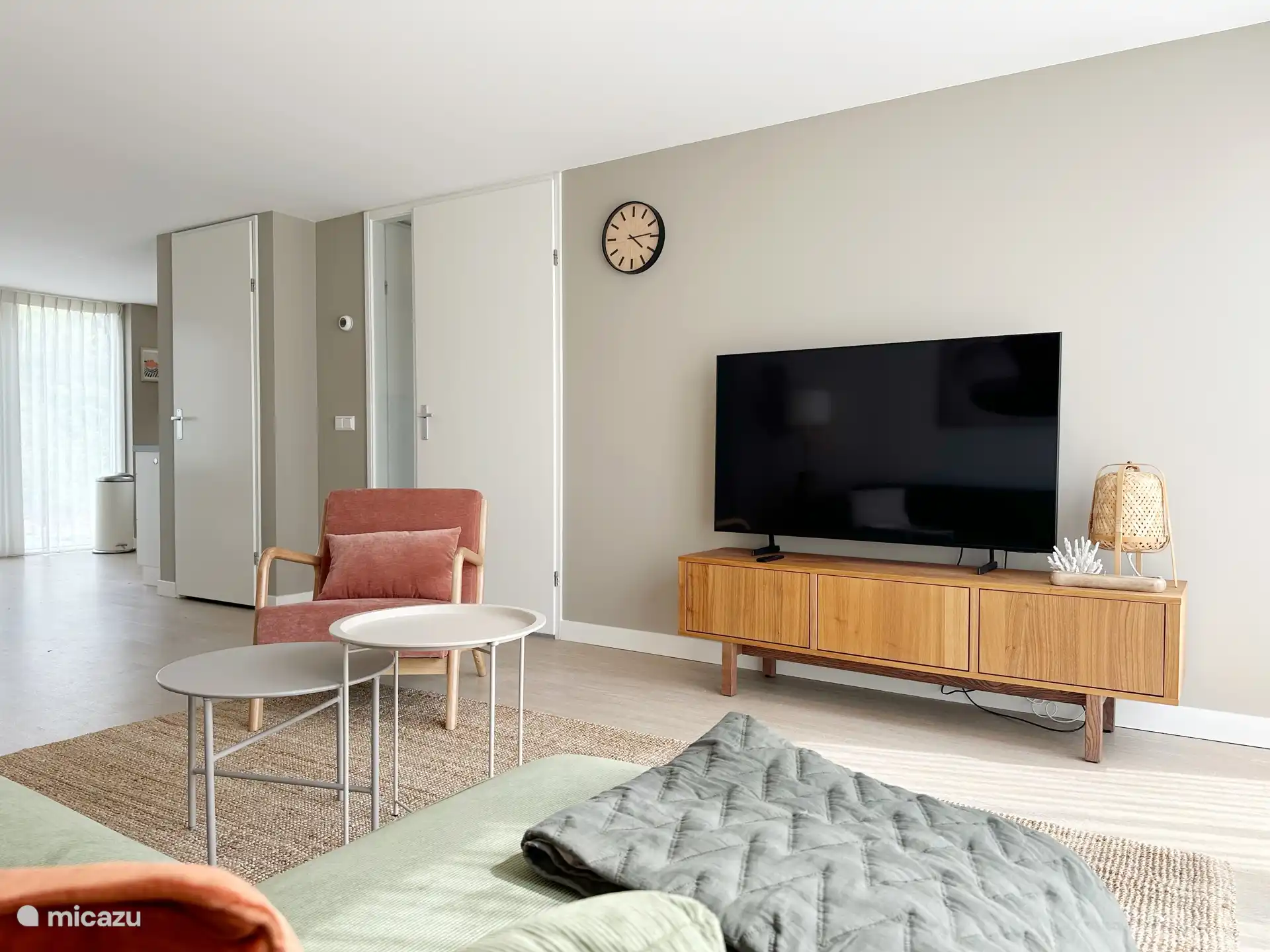Woonkamer met tv