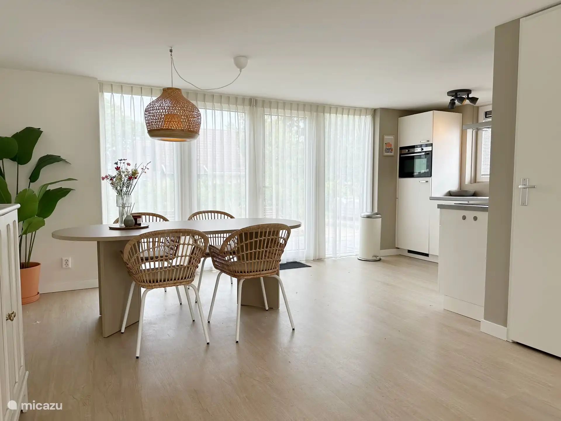 Eethoek en keuken