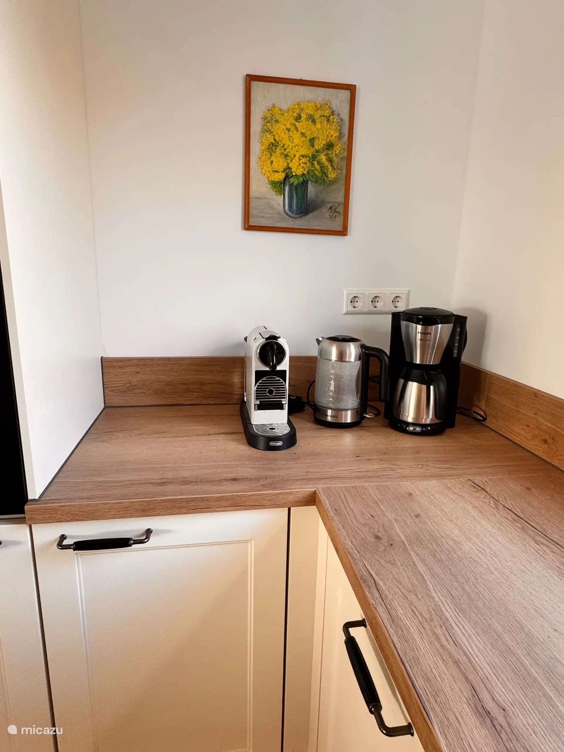 Cocina con cafetera