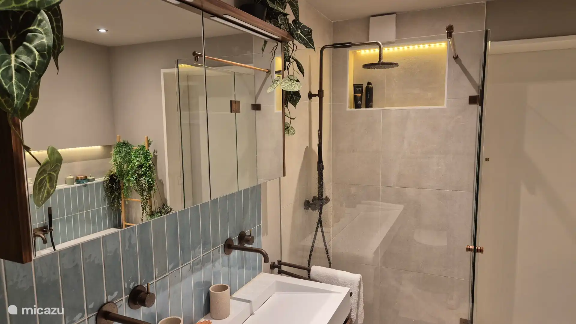 Badkamer met inloopdouche
