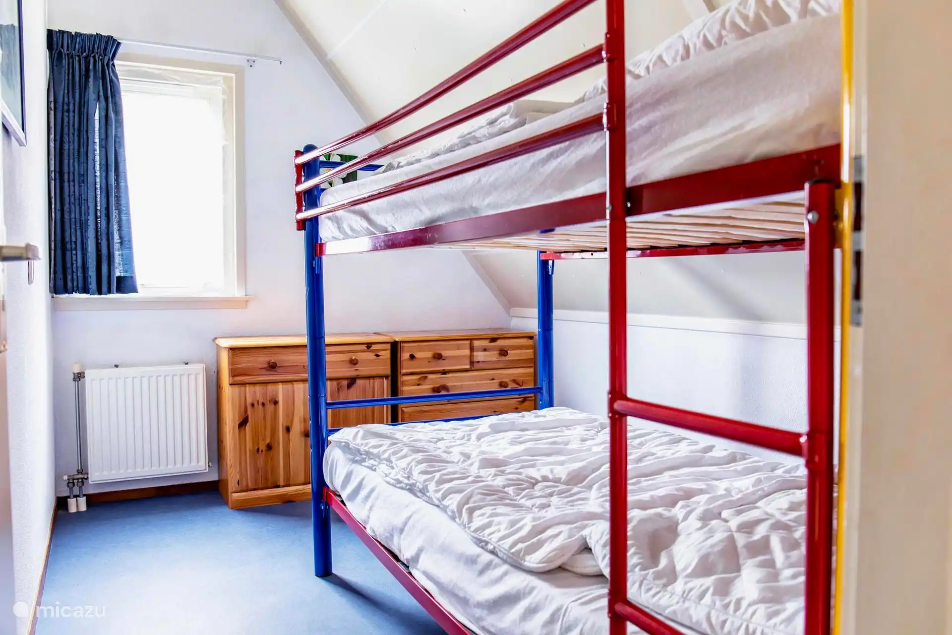 Slaapkamer met stapelbed