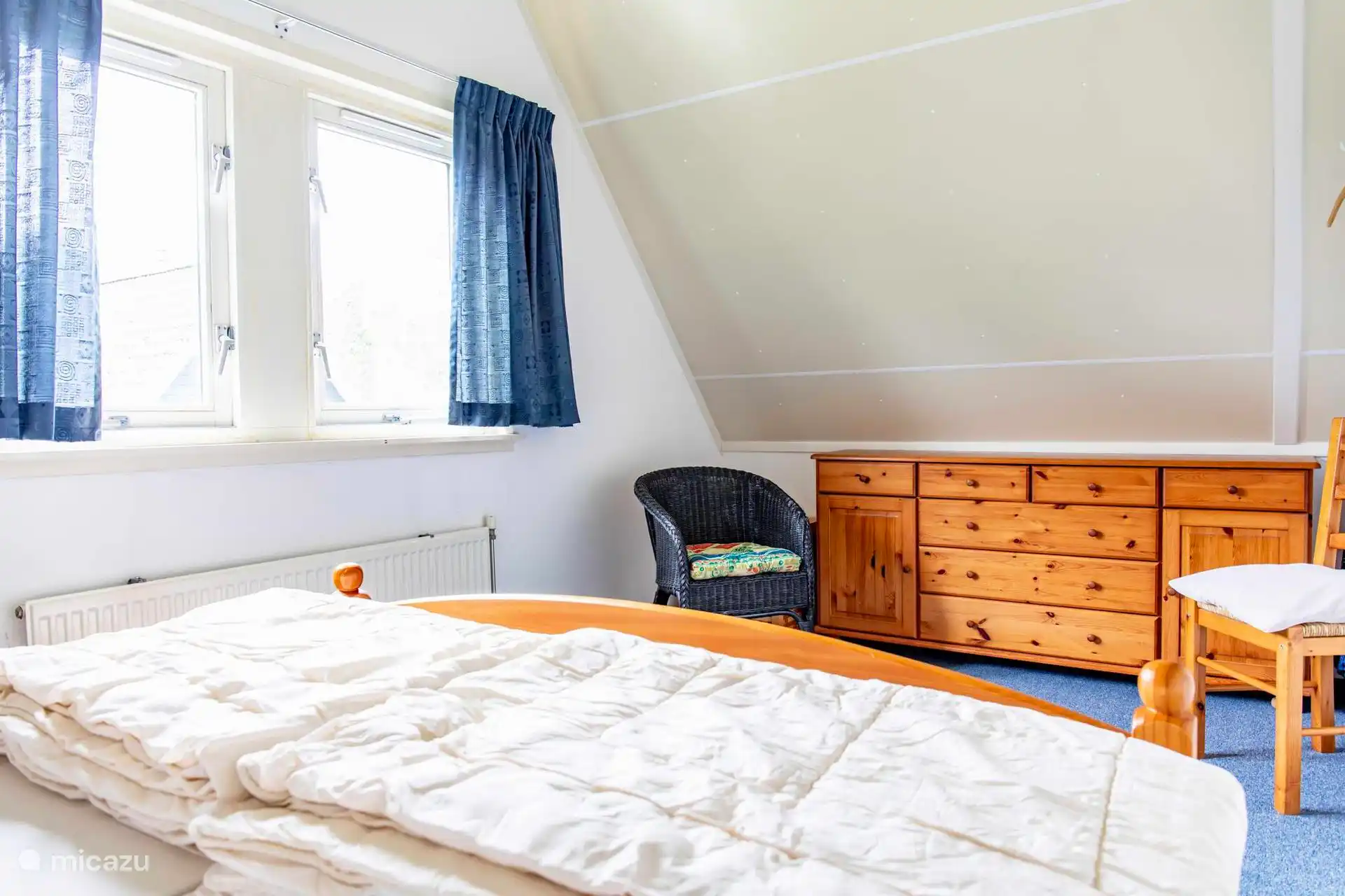 Slaapkamer met tweepersoonsbed