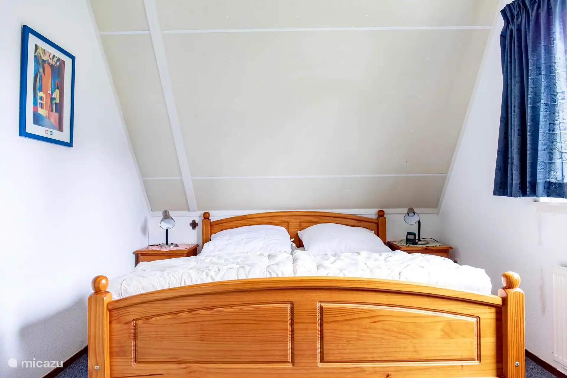 Slaapkamer met tweepersoonsbed