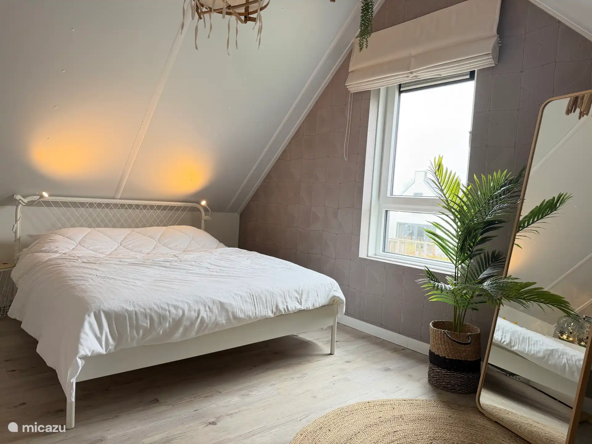 Slaapkamer met tweepersoonsbed