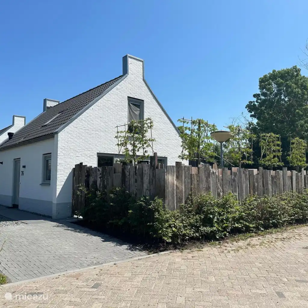 Vakantiehuis De Wielen 76