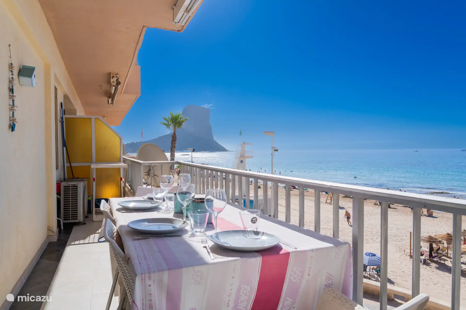 Balkon mit wunderschöner Aussicht
