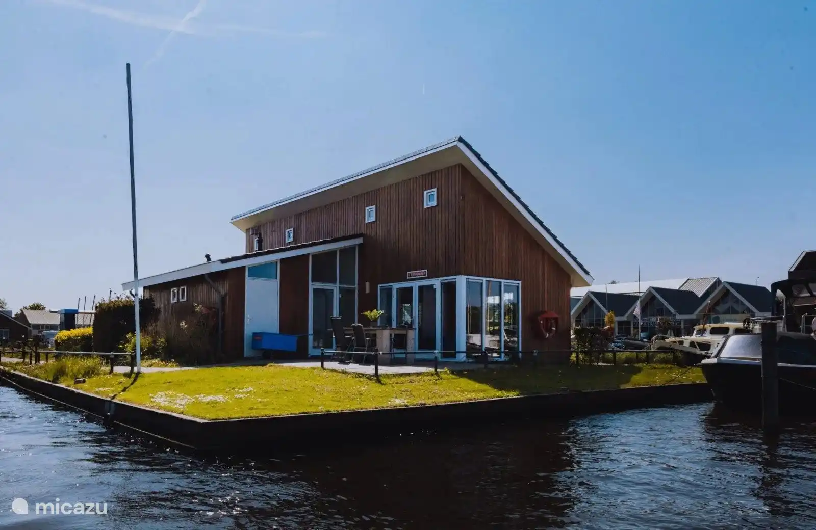 Zon, zee & strand, Nederland, Noord-Holland, Uitgeest, appartement Rolstoelvriendelijke Waterwoning