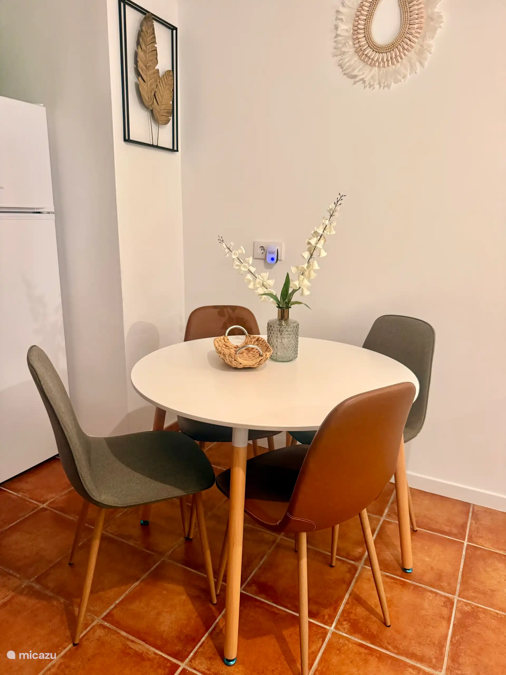 New dining table with 4 chairs.