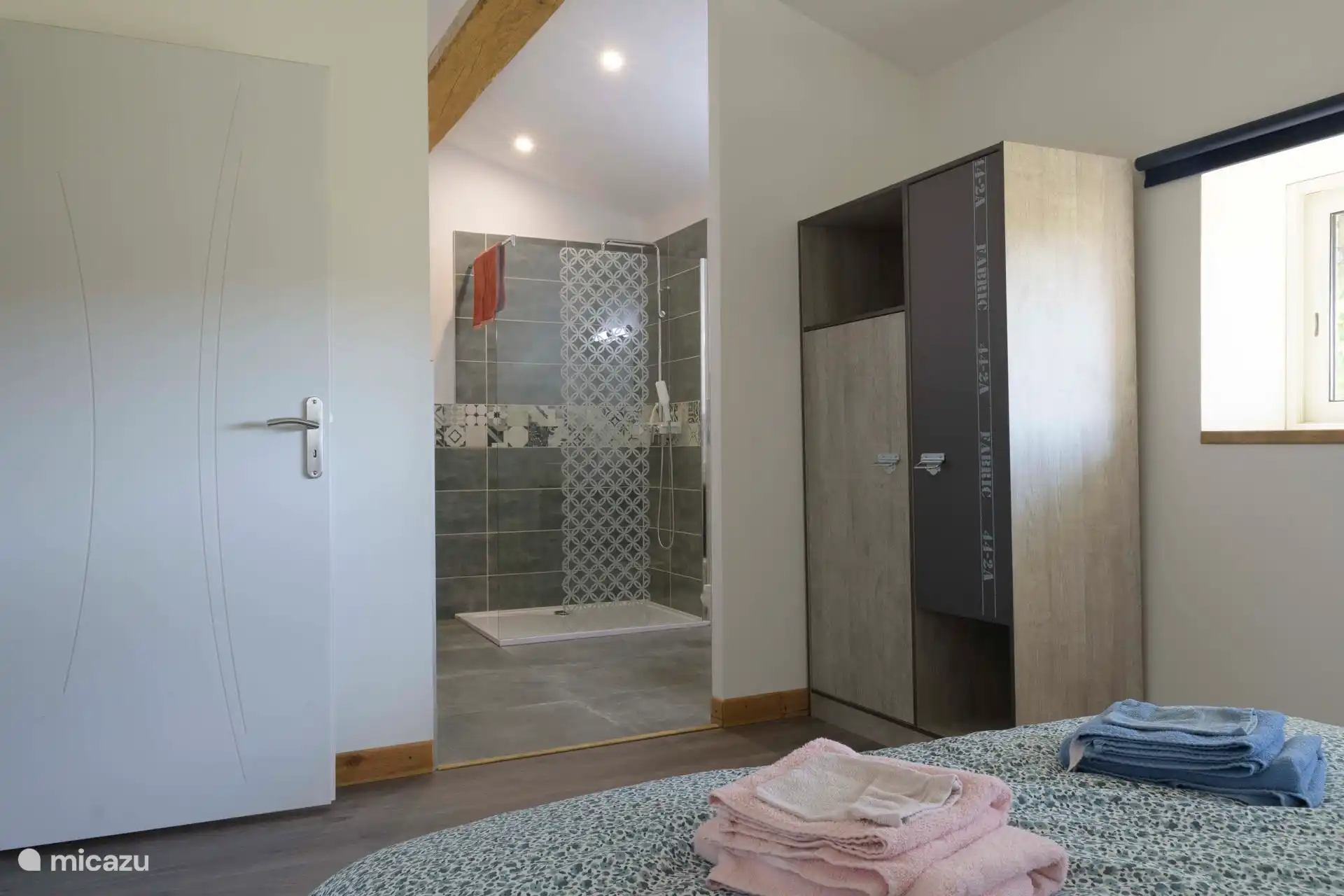 slaapkamer 4, eigen badkamer