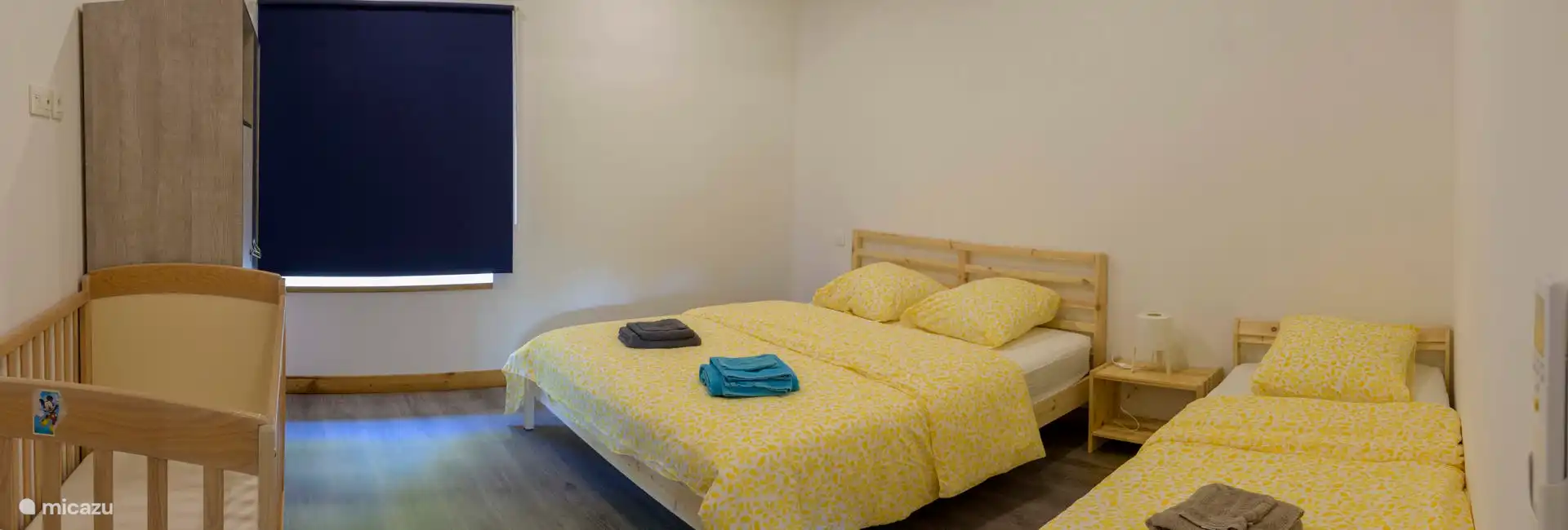 Slaapkamer 2, 2-persoonsbed, 2 één-persoonsbedden
