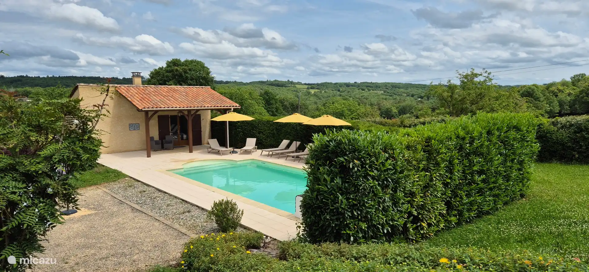 Swimming pool (5 by 10 meters)