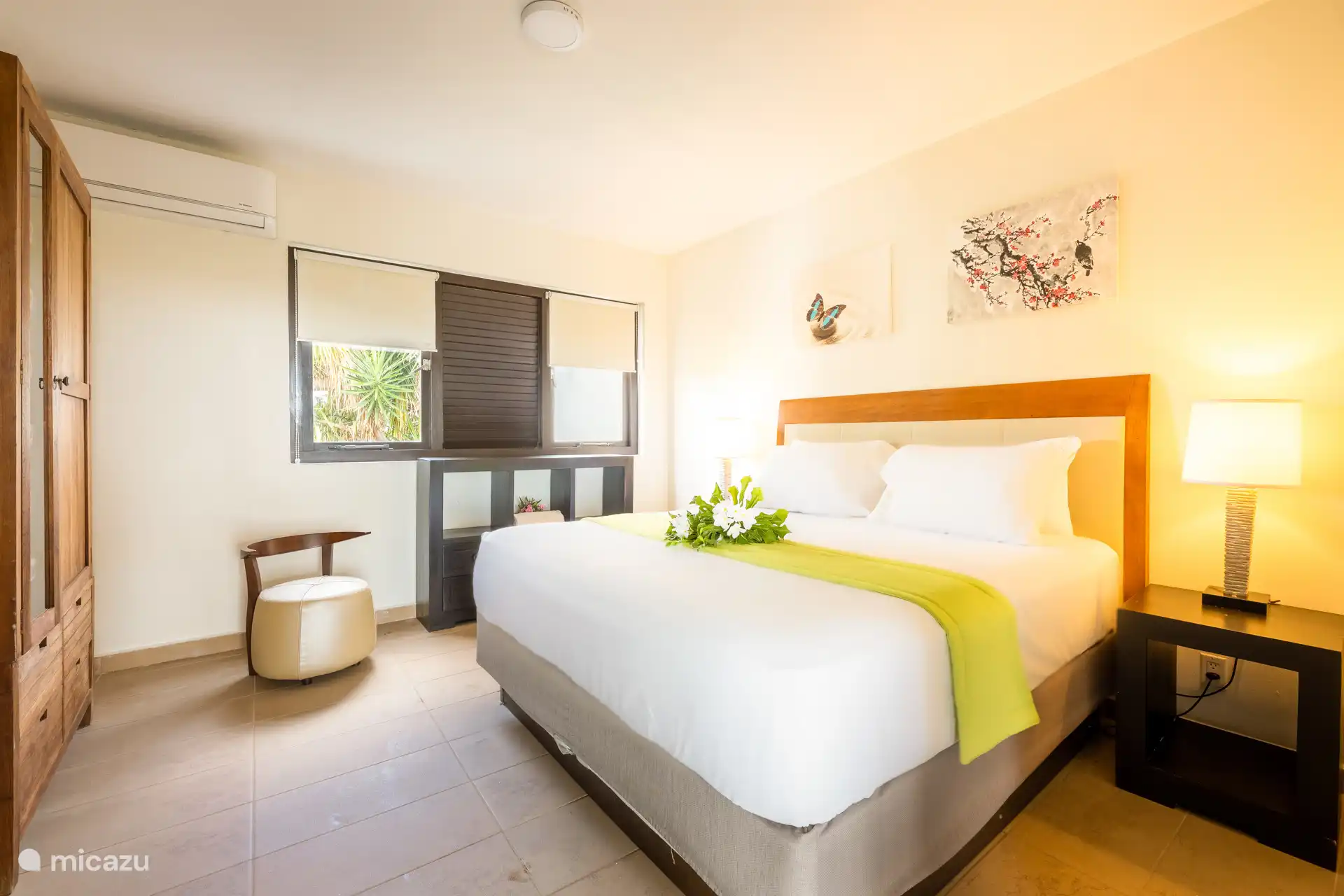 El tercer dormitorio, también con cama de matrimonio.