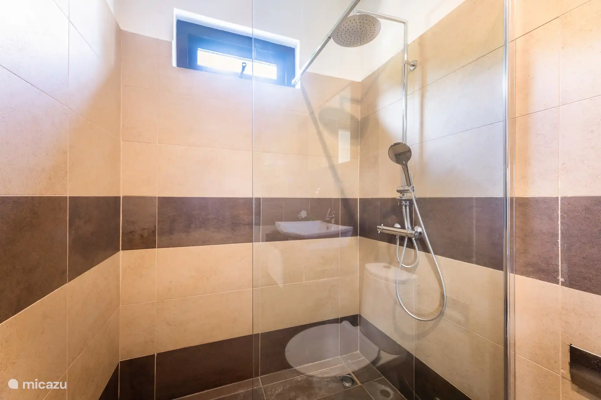 Baño privado en la suite junior