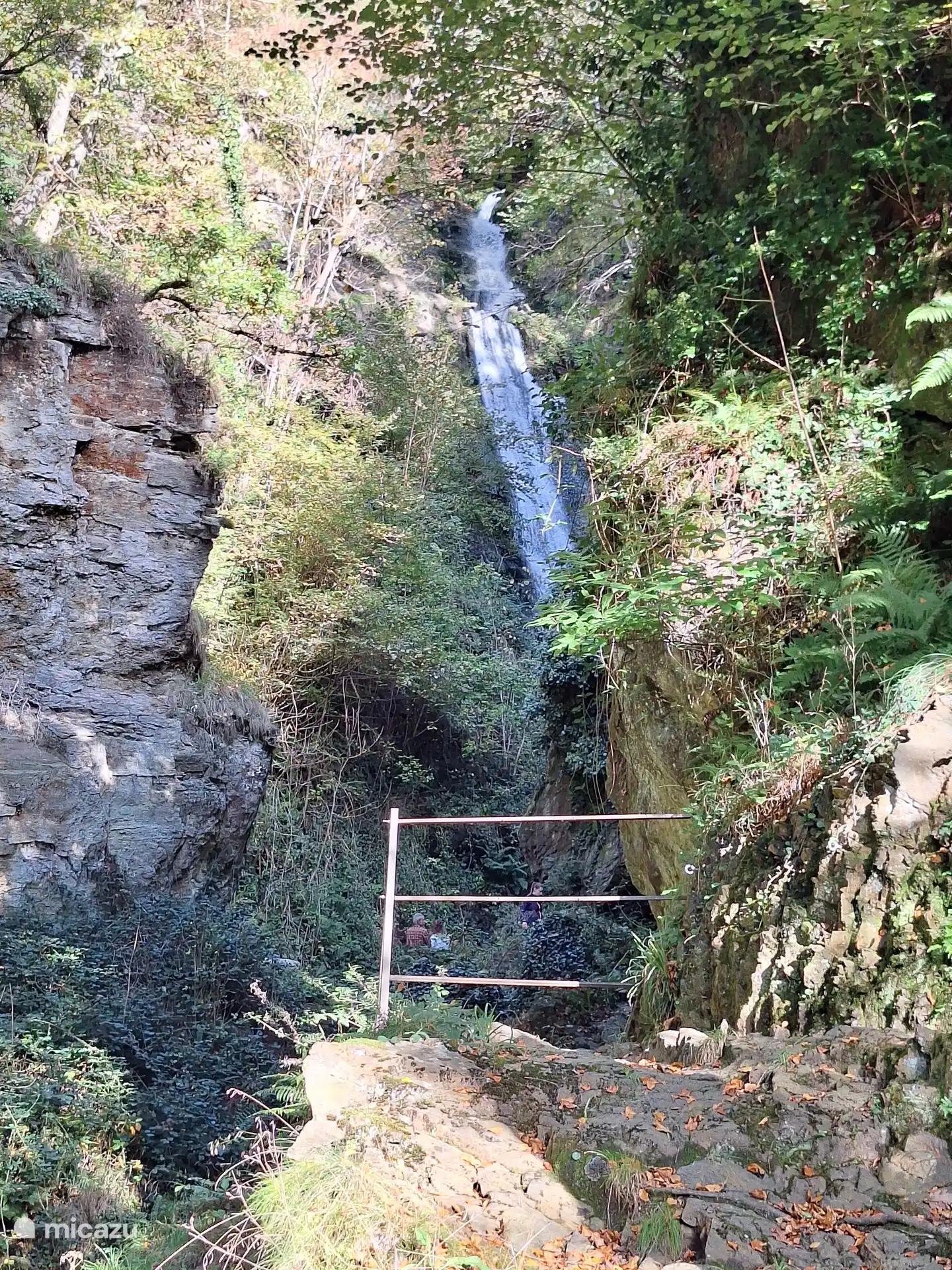 Juzet waterfall (less than 1 km from the apartment)