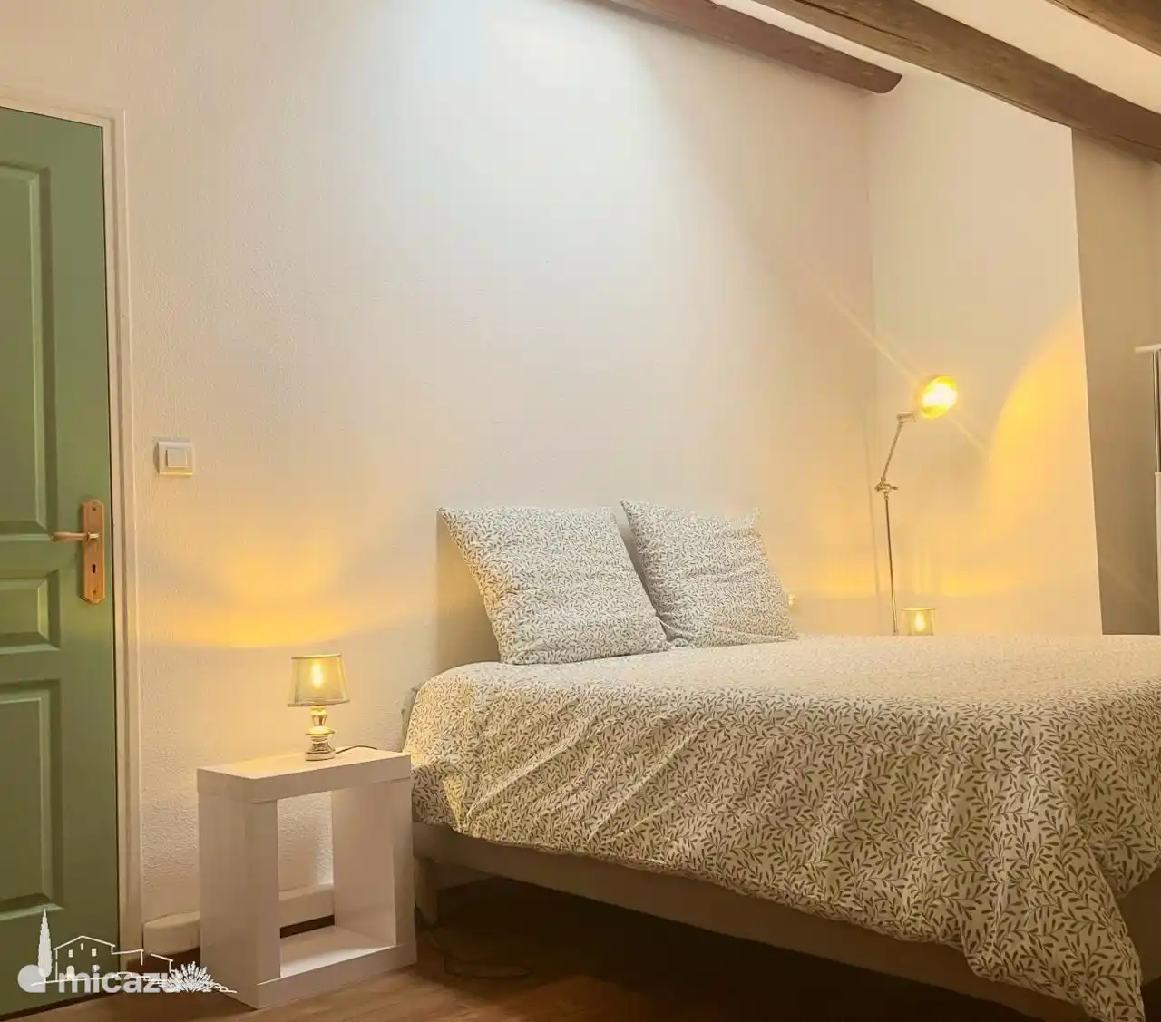 Schlafzimmer 1