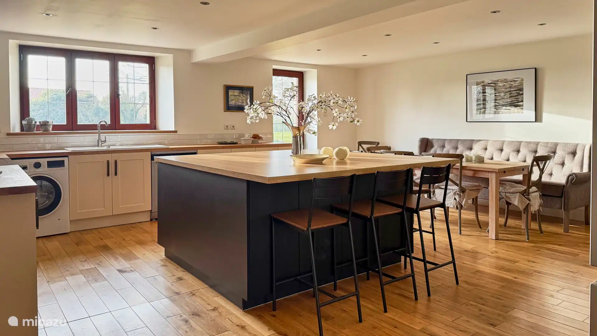 Keuken in het Almond View Apartment - De hoofdkeuken voor dagelijks gebruik. 