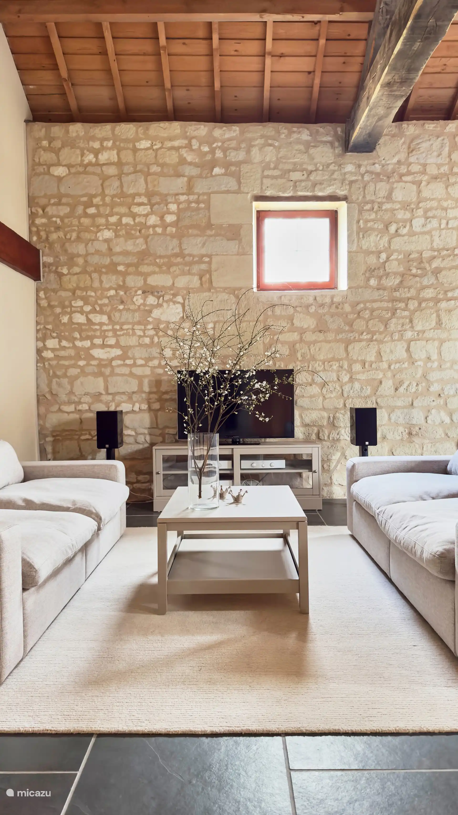 De woonkamer in Walnut View. 