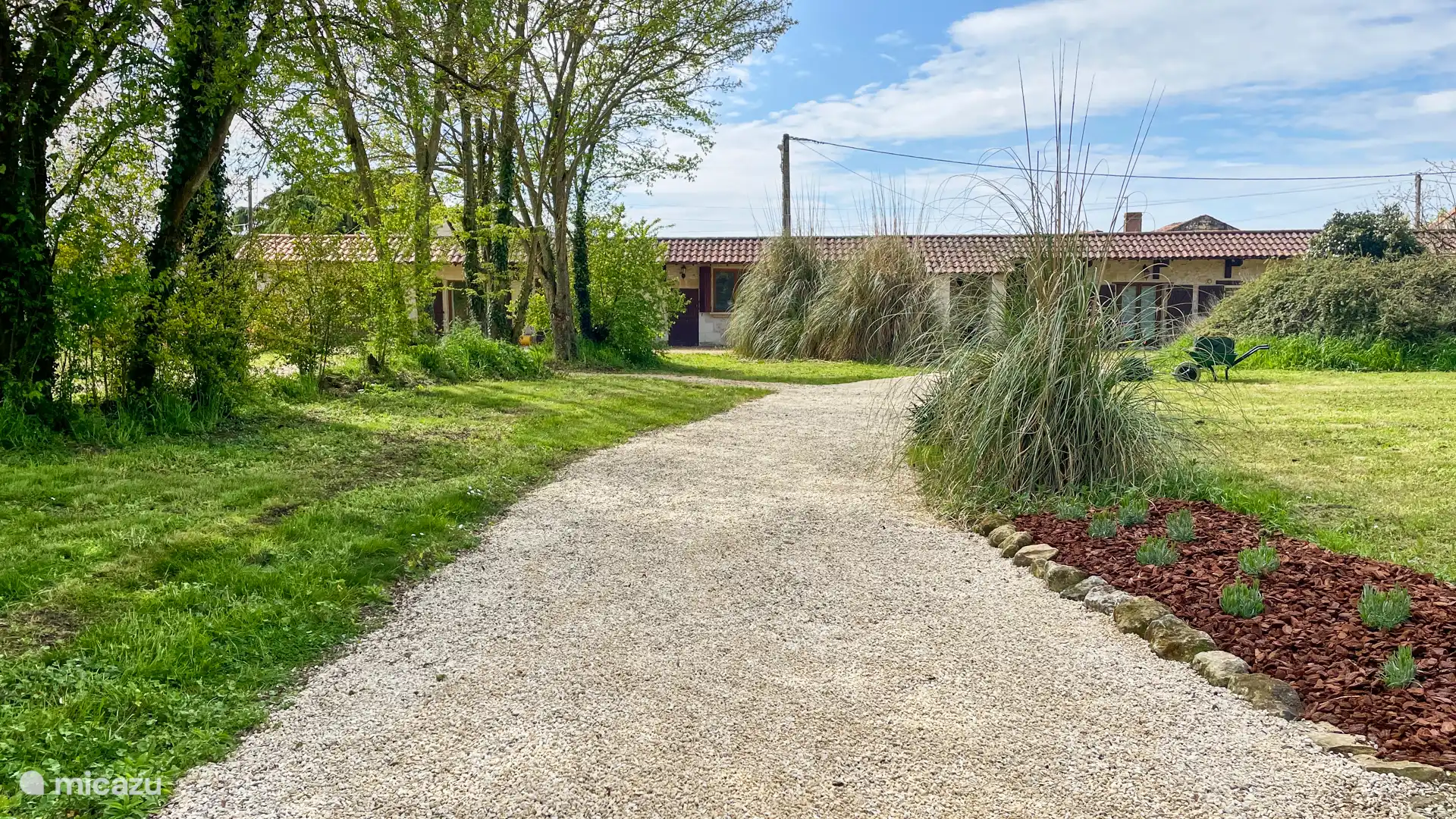 Pathway to the Guesthouse. 