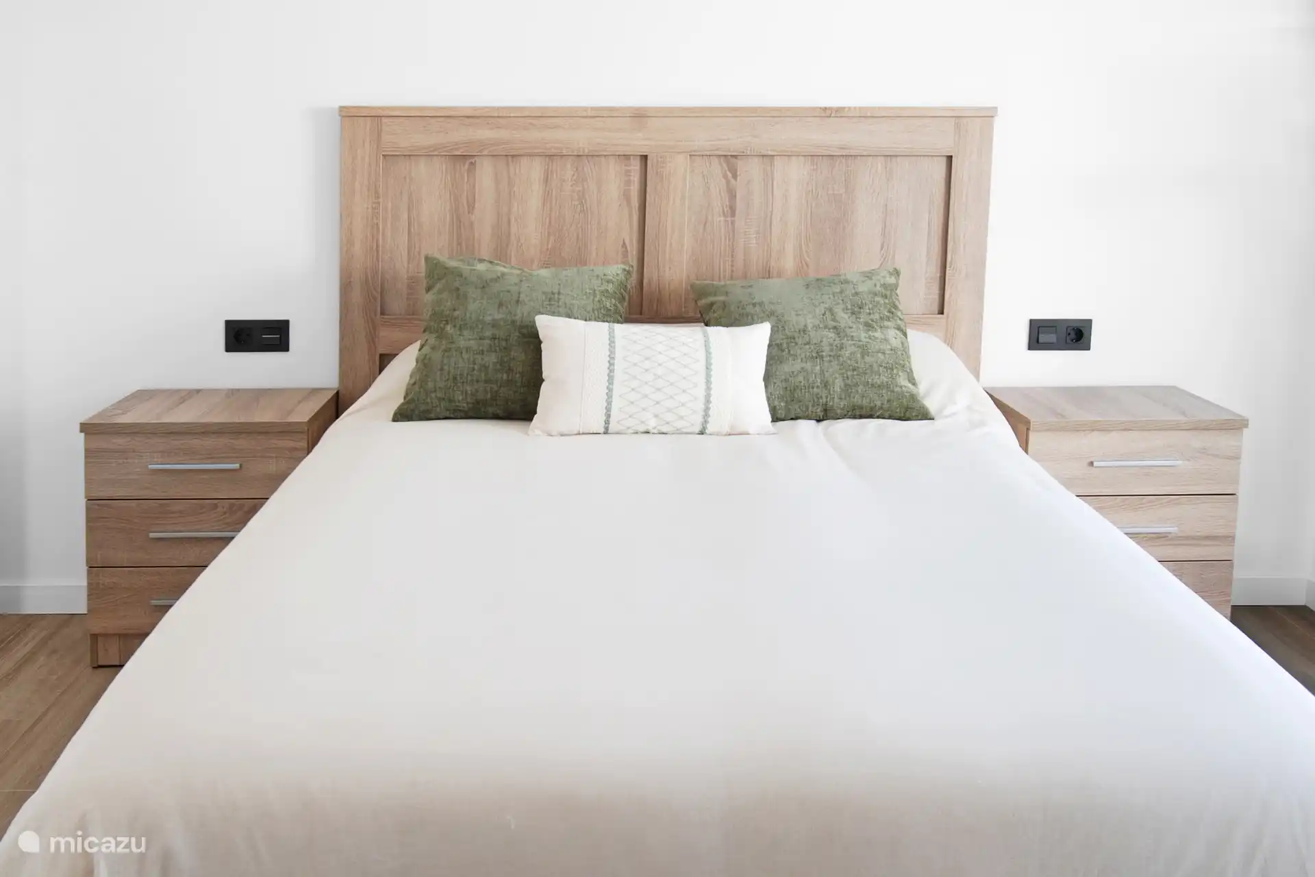 Lovely new beds and mattresses to let you enjoy a relaxing night's sleep.