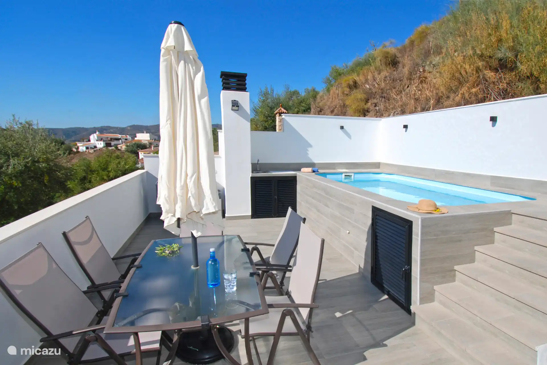 We offer our guests a place to completely disconnect from the daily rush and make beautiful memories. 