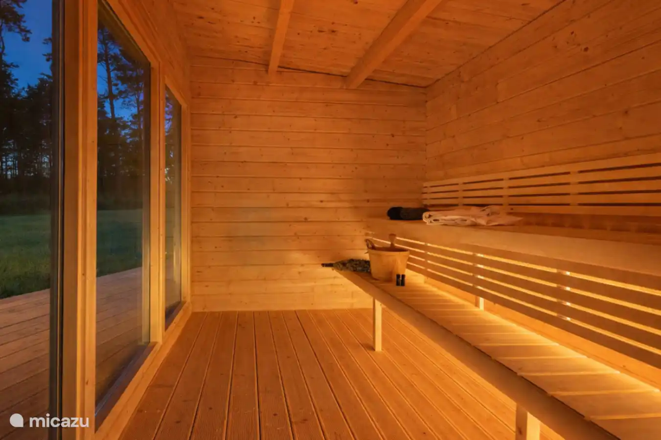 Dentro de la sauna