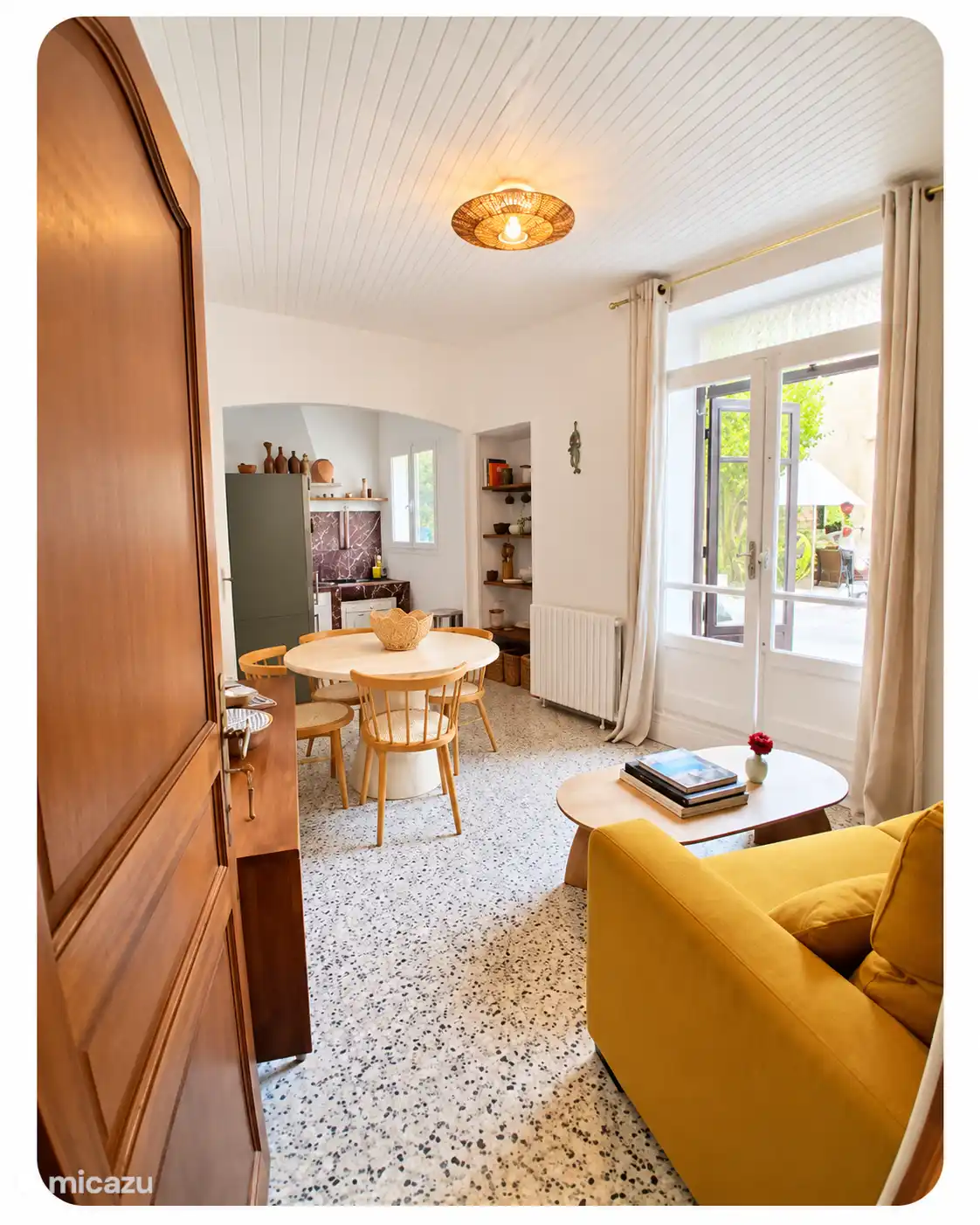 Vistas juntas: salón, comedor y cocina abierta