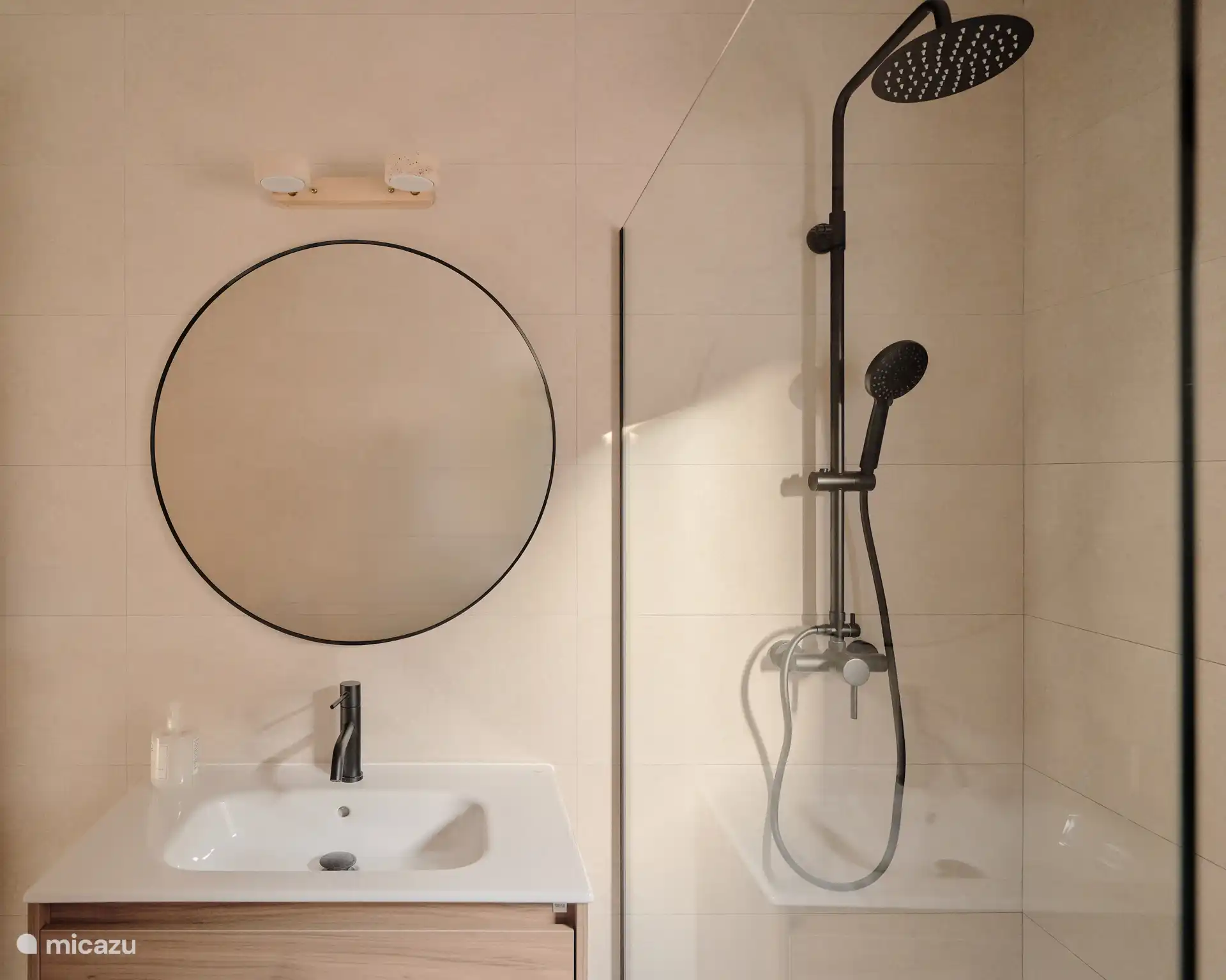 Badkamer van de andere 2 slaapkamers