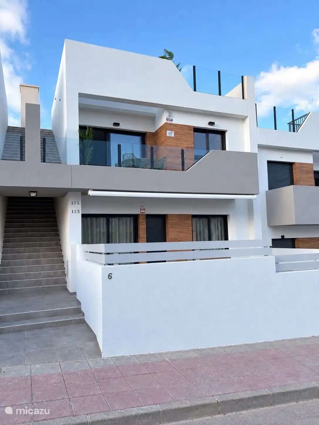 Façade Casa la Gina