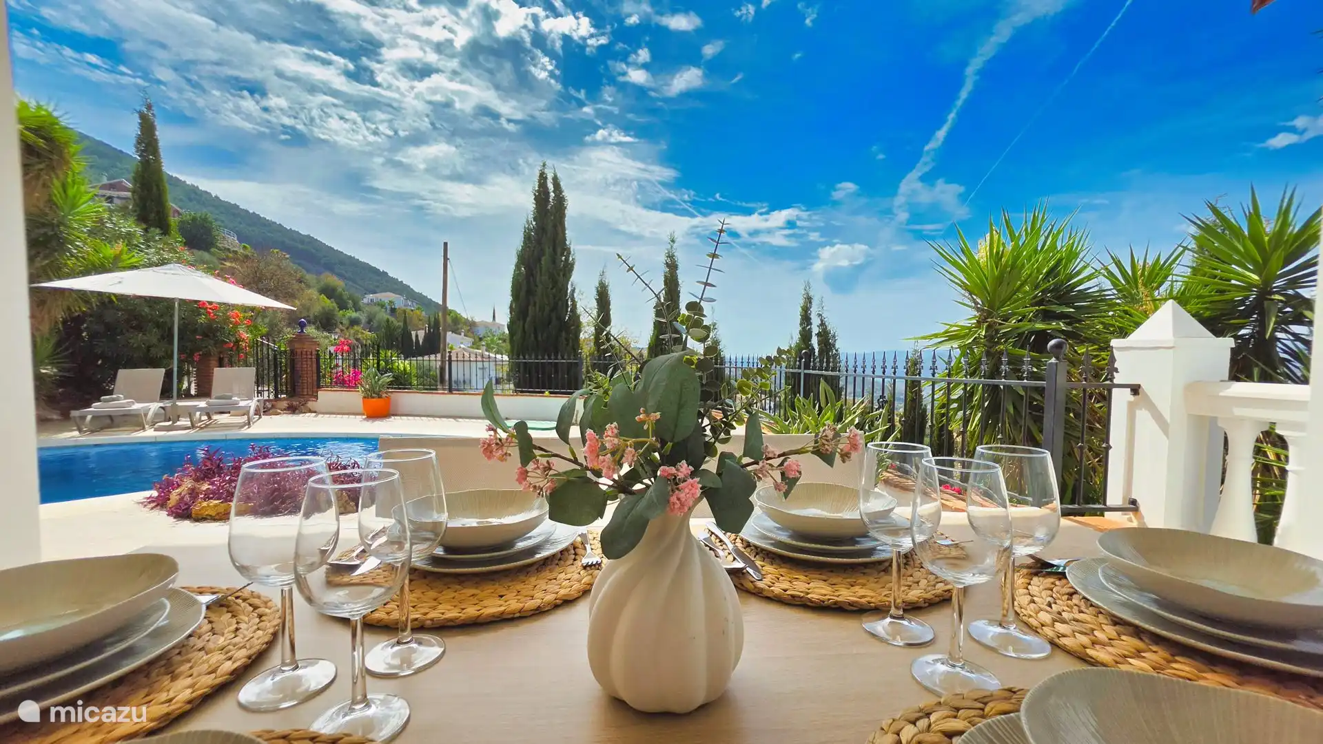 Mesa de comedor exterior 