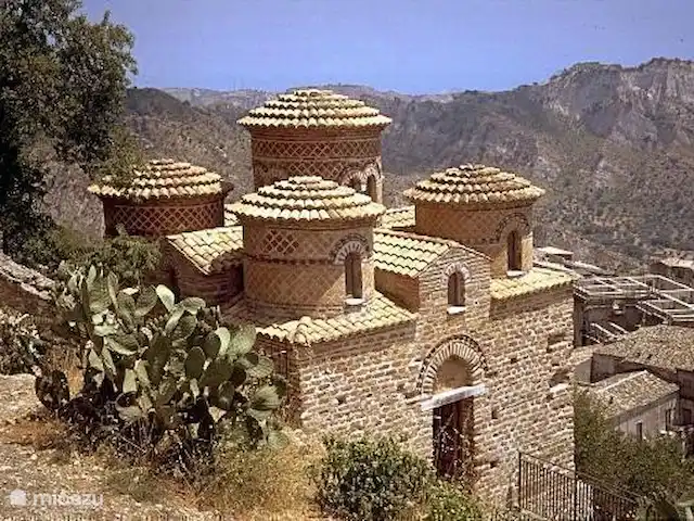 Location de Vacances Italie, Calabre, Capo Rizzuto, appartement - Casa Bahati L'une des structures pittoresques de Sila