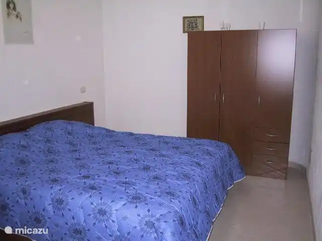 2. Schlafzimmer mit Meerblick.