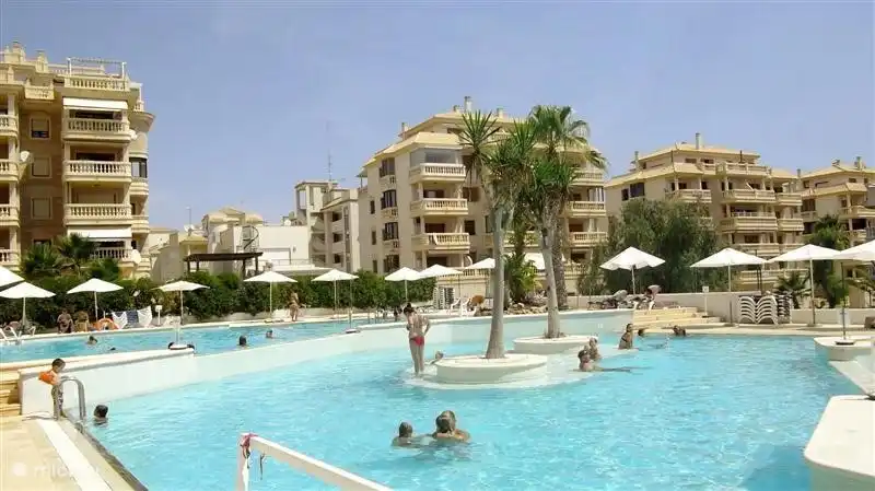 Playa Moncayo en España, Costa Blanca, Guardamar del Segura - apartamento