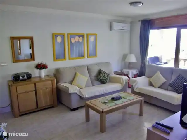 Playa Moncayo en España, Costa Blanca, Guardamar del Segura - apartamento sala de estar