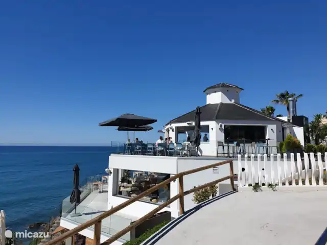 Lekker naar Spanje huren in Spanje, Costa del Sol, Benalmádena - appartement Yucas een fantastische plek aan zee. Deze ligt pal boven het strand  Afstand 1,5 KM
