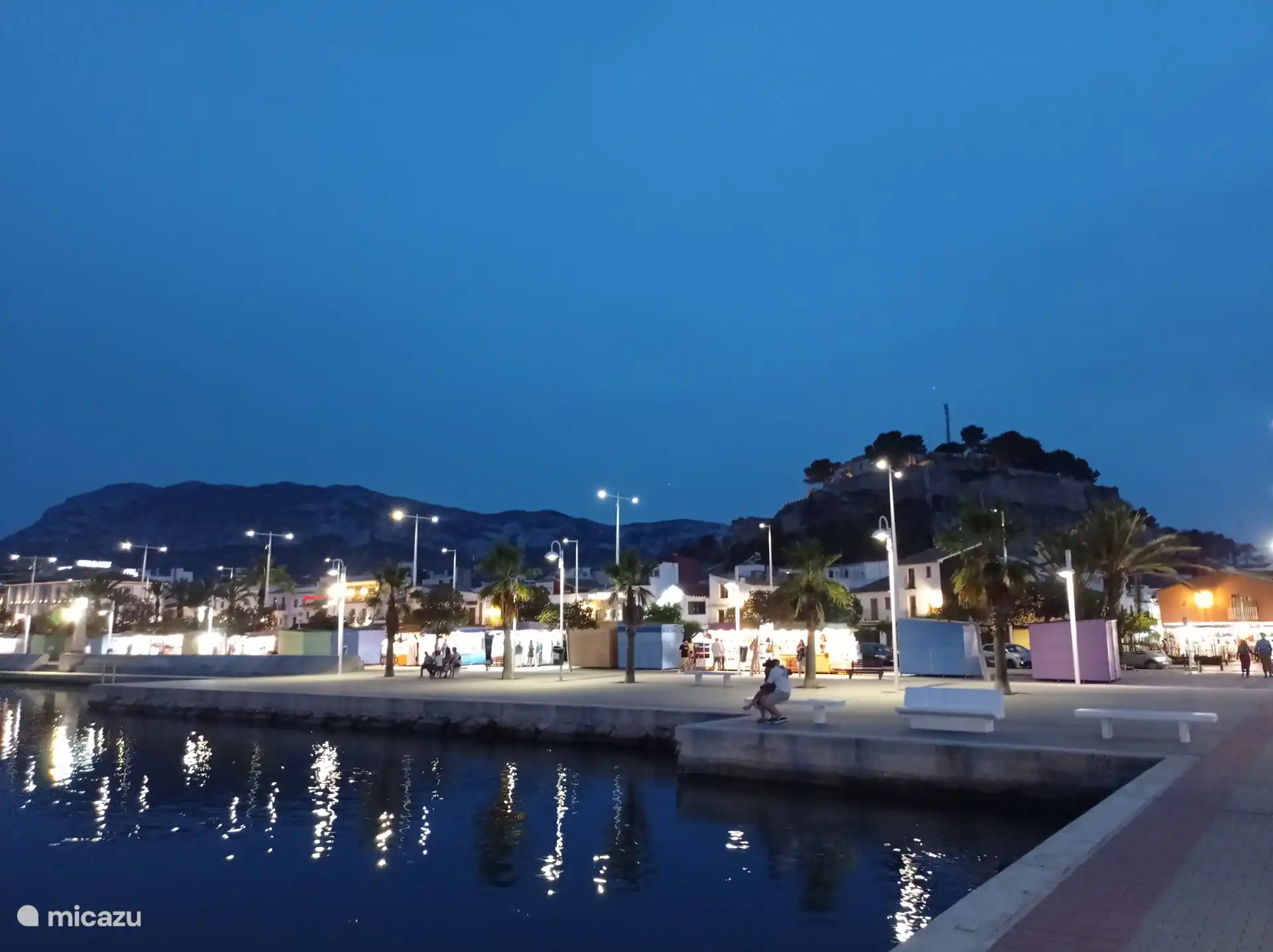 Onze plek om de visjes te voeren in de haven. Erg leuk.