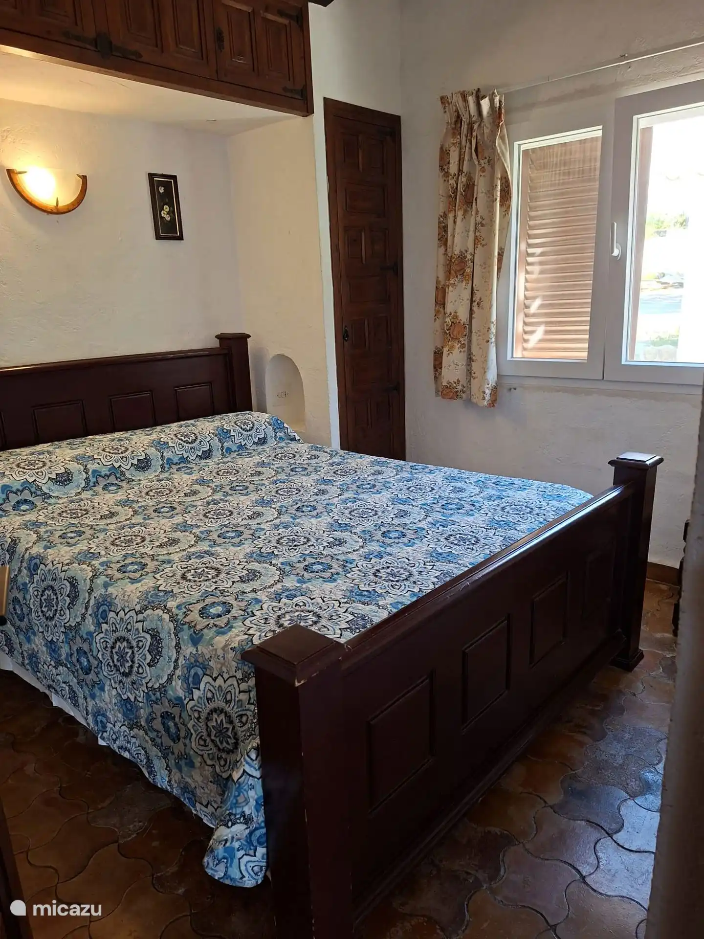 Slaapkamer 2 persoonsbed.