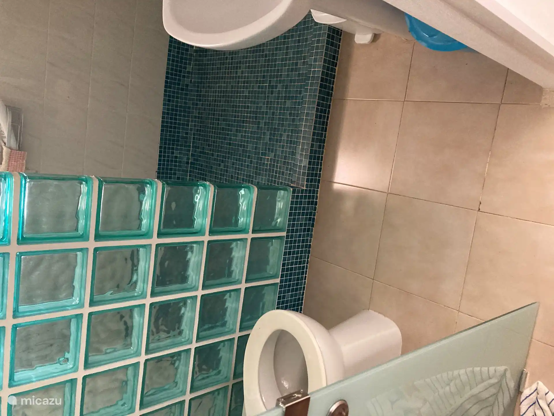 Badezimmer im Keller