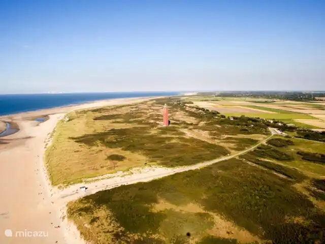 Chalet de luxe à la plage et à Brouwersdam | Pays-Bas, Hollande méridionale, Ouddorp - chalet Ouddorp au bord de la mer.
Il y a plusieurs belles villes sur les îles à visiter : Zierikzee, Middelbug, Vlissingen.