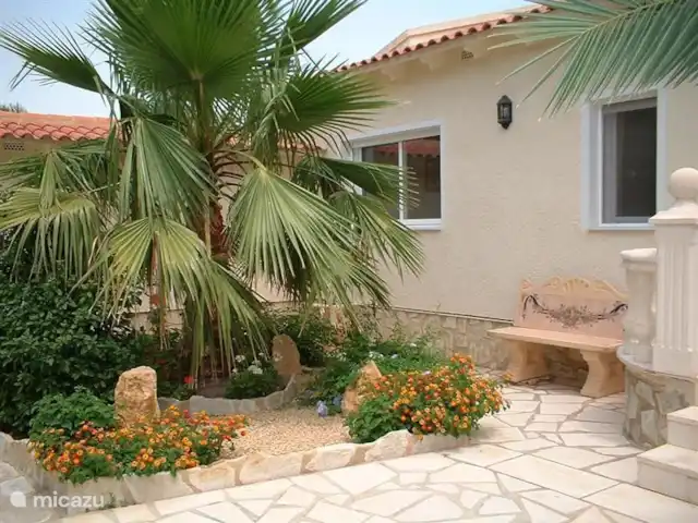 Villa D'Alfaz huren in Spanje, Costa Blanca, Alfáz del Pi - villa Voor-zijkant van de villa