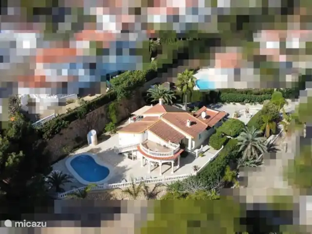 Villa D'Alfaz huren in Spanje, Costa Blanca, Alfáz del Pi - villa De villa ligt erg beschut met weinig tot geen inkijk van buren