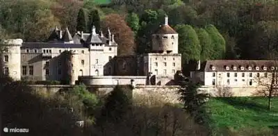 Das Schloss von Chastellux Fuß